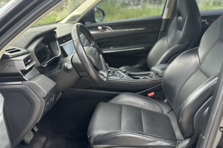 Used Lynk & Co 01 2021 2.0TD Two-Wheel-Drive Pro Trim Left Front Seat