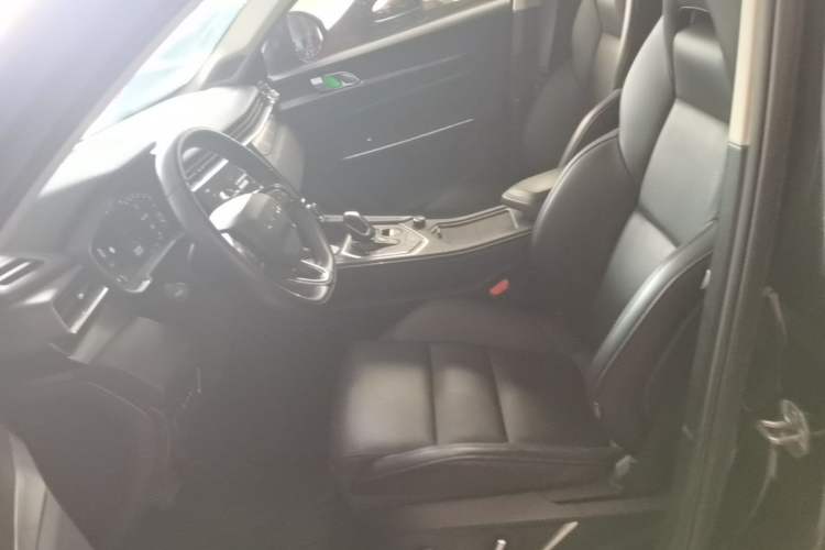 Used Lynk & Co 01 2021 2.0TD Two-Wheel-Drive Pro Trim Left Front Seat