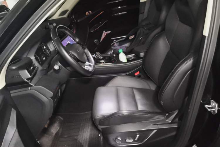 Used Lynk & Co 01 2021 2.0TD Two-Wheel-Drive Pro Trim Left Front Seat
