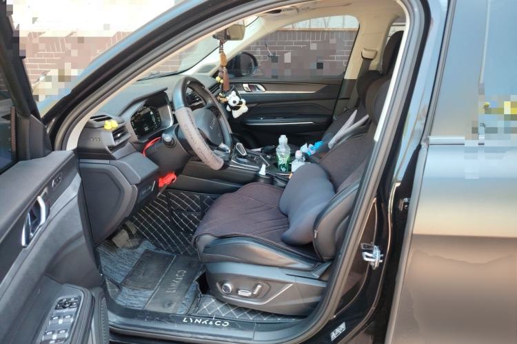 Used Lynk & Co 01 2021 2.0TD Two-Wheel-Drive Pro Trim Left Front Seat