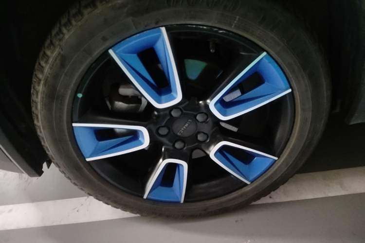 Used Lynk & Co 01 2021 2.0TD Two-Wheel Drive Zhaopu Pro Left Front Wheel Hub