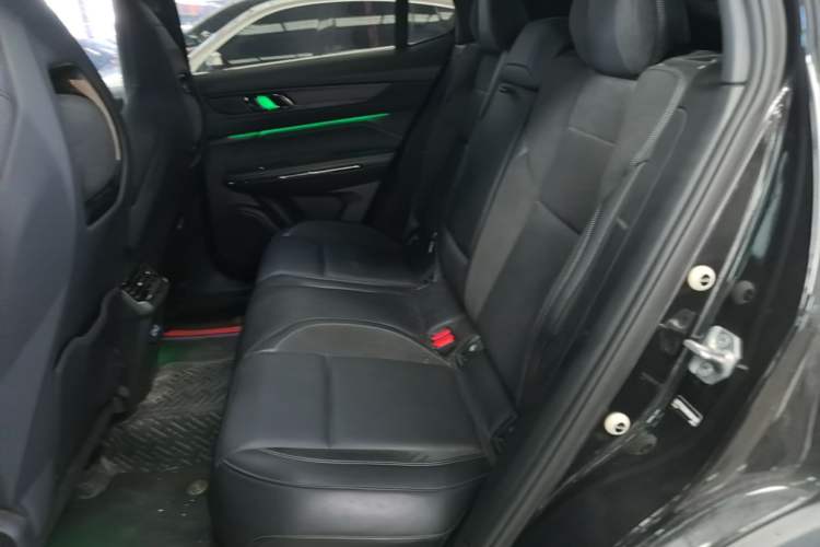 Used Lynk & Co 01 2021 2.0TD Four-Wheel Drive Dark Night Edition Left Rear Seat