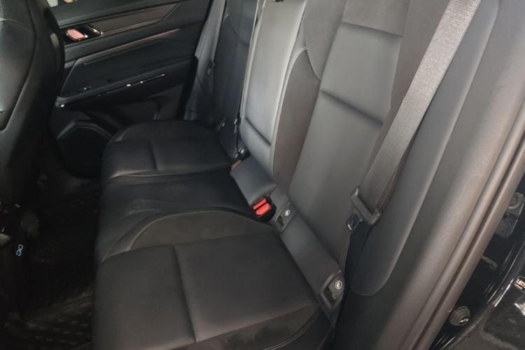 Used Lynk & Co 01 2021 2.0TD Four-Wheel Drive Dark Night Edition Left Rear Seat