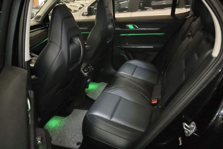 Used Lynk & Co 01 2021 2.0TD Two-Wheel-Drive Pro Trim Left Rear Seat