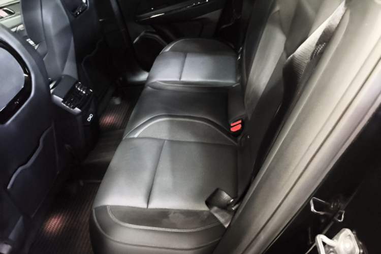 Used Lynk & Co 01 2021 2.0TD Four-Wheel Drive Dark Night Edition Left Rear Seat