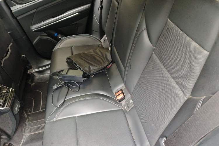 Used Lynk & Co 01 2021 2.0TD Two-Wheel Drive Zhaopu Pro Left Rear Seat