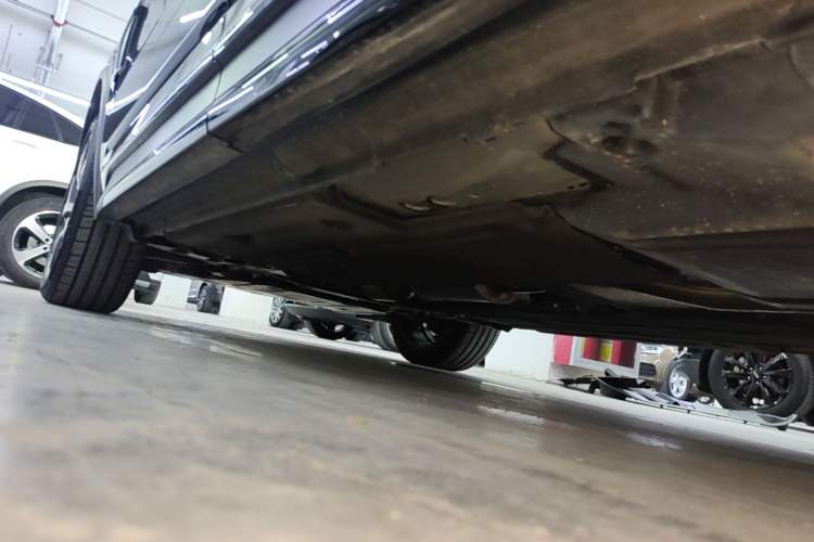 Used Lynk & Co 01 2021 2.0TD Four-Wheel Drive Hype-Halo Left Side Sill