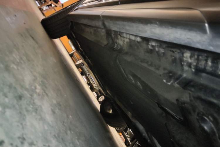 Used Lynk & Co 01 2021 2.0TD Two-Wheel-Drive Pro Trim Left Side Sill