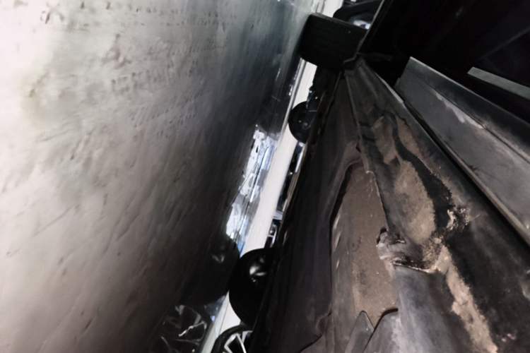 Used Lynk & Co 01 2021 2.0TD Four-Wheel Drive Dark Night Edition Left Side Sill