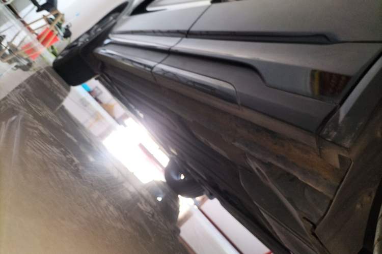 Used Lynk & Co 01 2021 2.0TD Four-Wheel Drive Dark Night Edition Left Side Sill