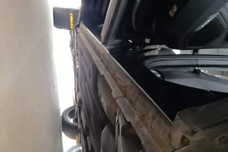 Used Lynk & Co 01 2021 2.0TD Two-Wheel-Drive Pro Trim Left Side Sill