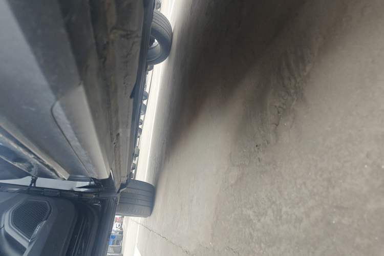 Used Lynk & Co 01 2021 2.0TD Two-Wheel-Drive Pro Trim Left Side Sill