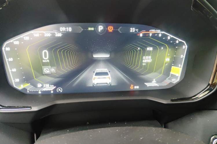 Used Lynk & Co 01 2021 2.0TD Four-Wheel Drive Dark Night Edition Odometer Close Up