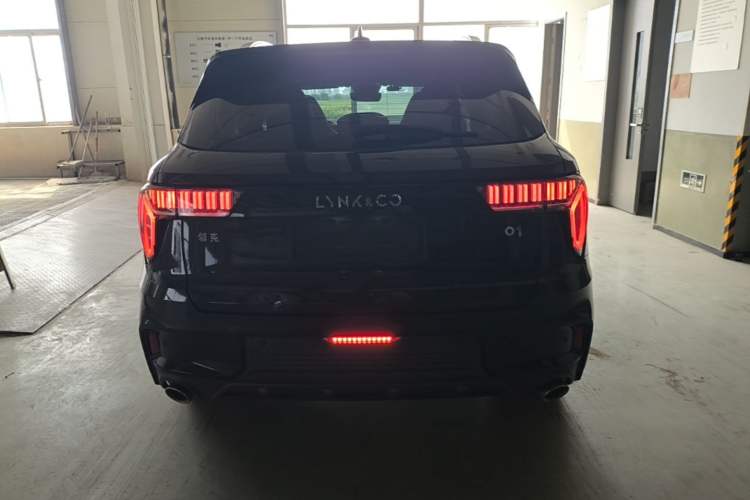 Used Lynk & Co 01 2021 2.0TD Two-Wheel-Drive Pro Trim Rear