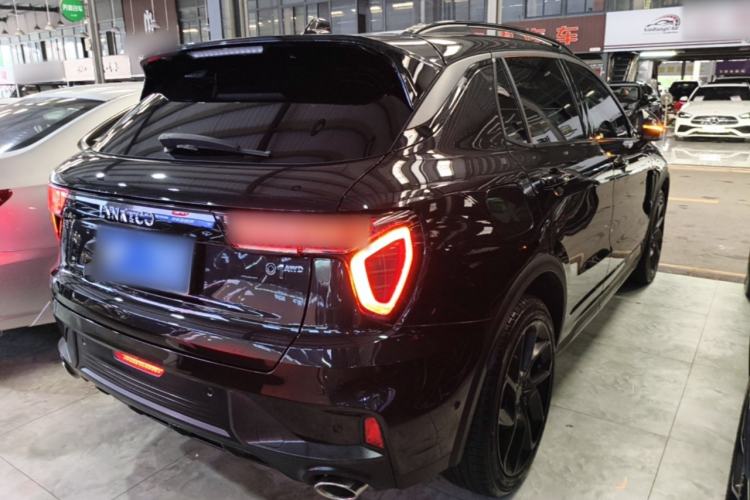 Used Lynk & Co 01 2021 2.0TD Four-Wheel Drive Dark Night Edition Rear Right 45 Deg