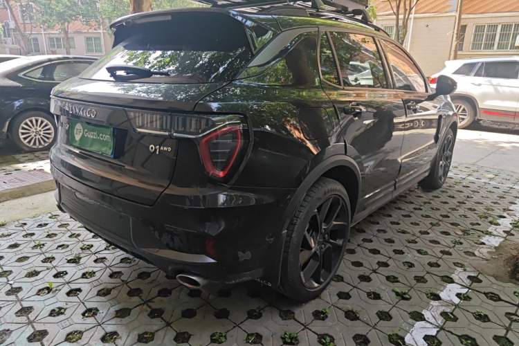 Used Lynk & Co 01 2021 2.0TD Four-Wheel Drive Dark Night Edition Rear Right 45 Deg