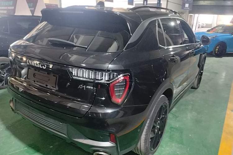 Used Lynk & Co 01 2021 2.0TD Four-Wheel Drive Dark Night Edition Rear Right 45 Deg