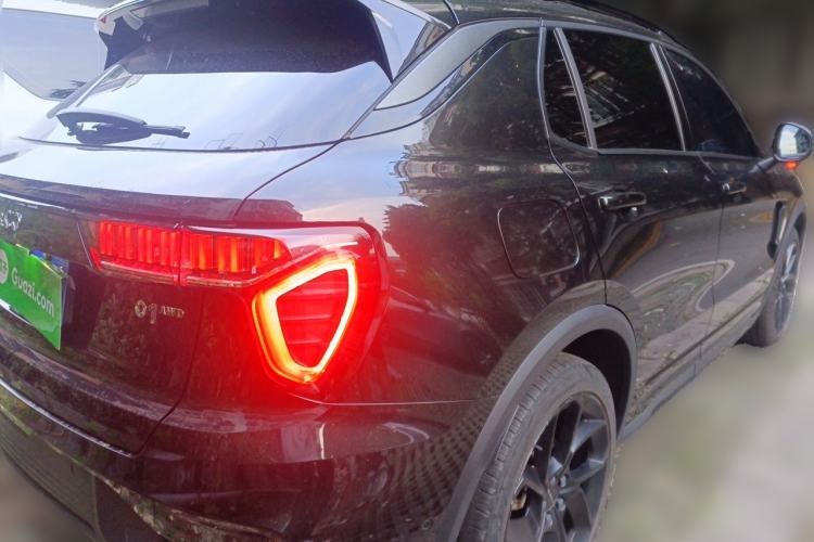 Used Lynk & Co 01 2021 2.0TD Four-Wheel Drive Dark Night Edition Rear Right 45 Deg