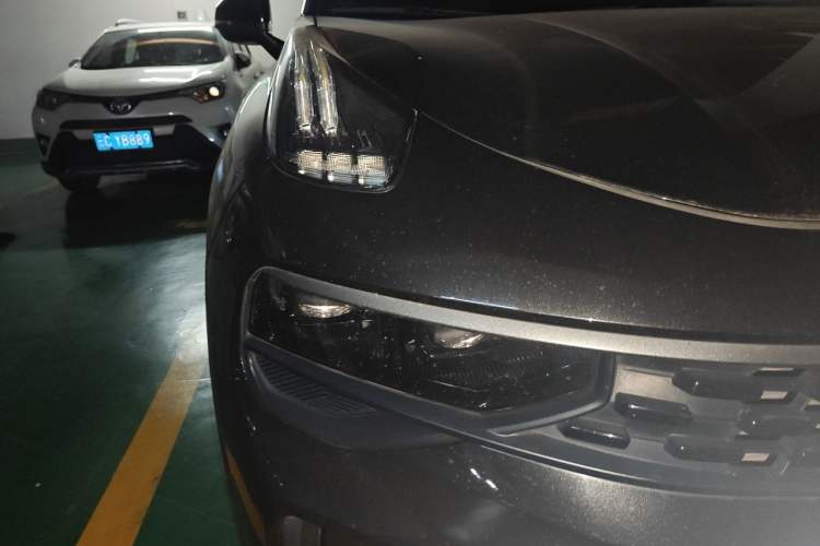 Used Lynk & Co 01 2021 2.0TD Four-Wheel Drive Dark Night Edition Right Front Headlight