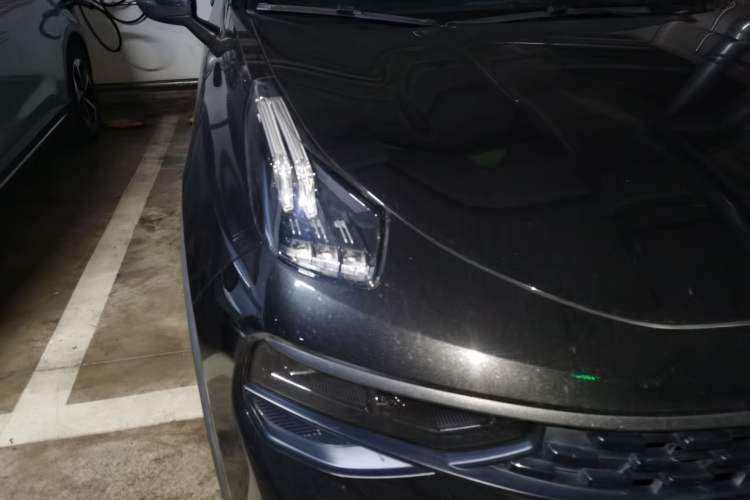 Used Lynk & Co 01 2021 2.0TD Four-Wheel Drive Dark Night Edition Right Front Headlight