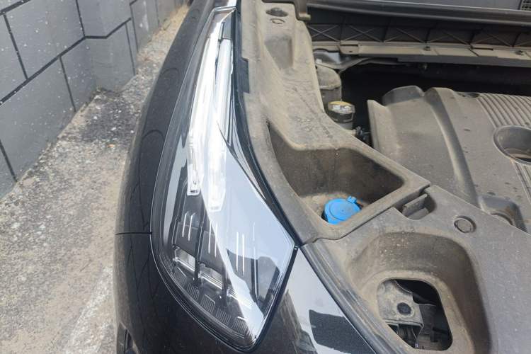 Used Lynk & Co 01 2021 2.0TD Four-Wheel Drive Dark Night Edition Right Front Headlight