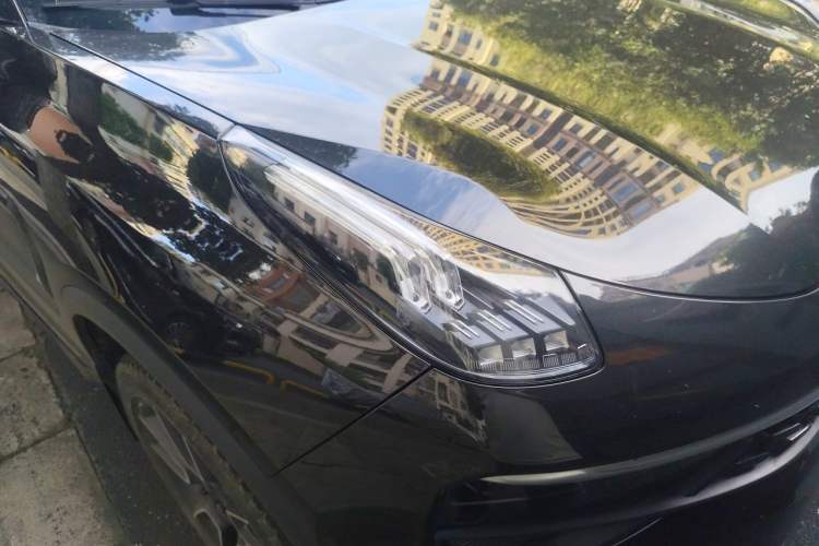 Used Lynk & Co 01 2021 2.0TD Two-Wheel-Drive Pro Trim Right Front Headlight