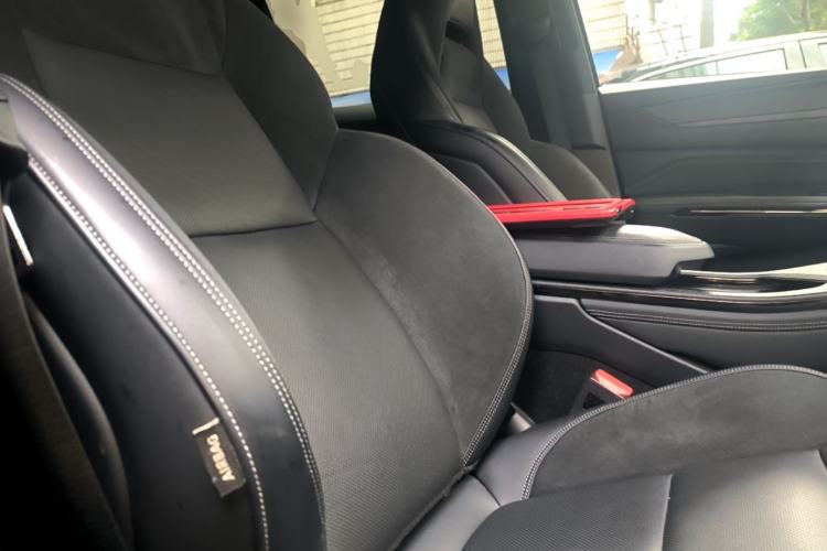 Used Lynk & Co 01 2021 2.0TD Four-Wheel Drive Dark Night Edition Right Front Seat
