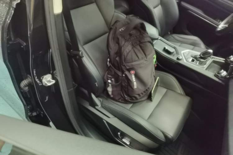 Used Lynk & Co 01 2021 2.0TD Two-Wheel-Drive Pro Trim Right Front Seat