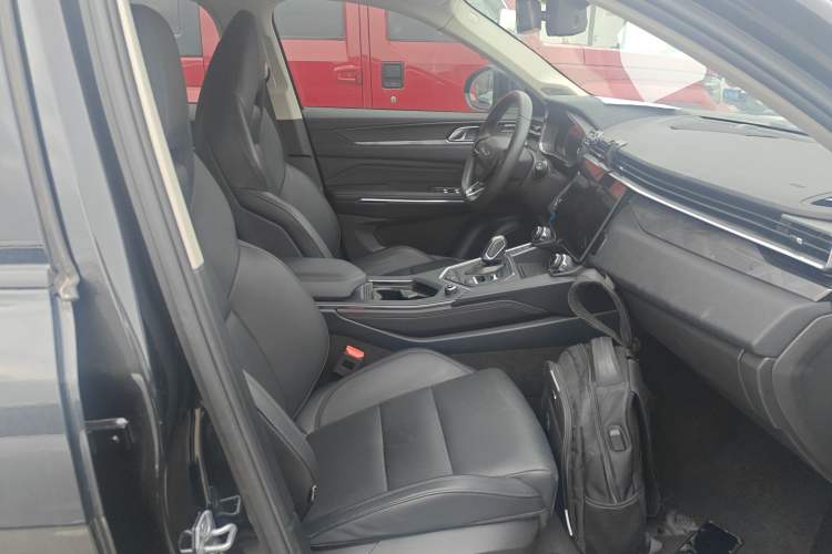 Used Lynk & Co 01 2021 2.0TD Two-Wheel-Drive Pro Trim Right Front Seat
