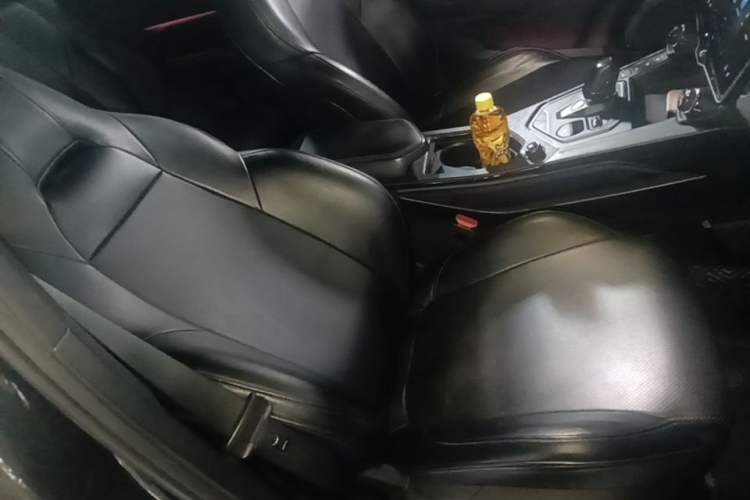 Used Lynk & Co 01 2021 2.0TD Four-Wheel Drive Dark Night Edition Right Front Seat