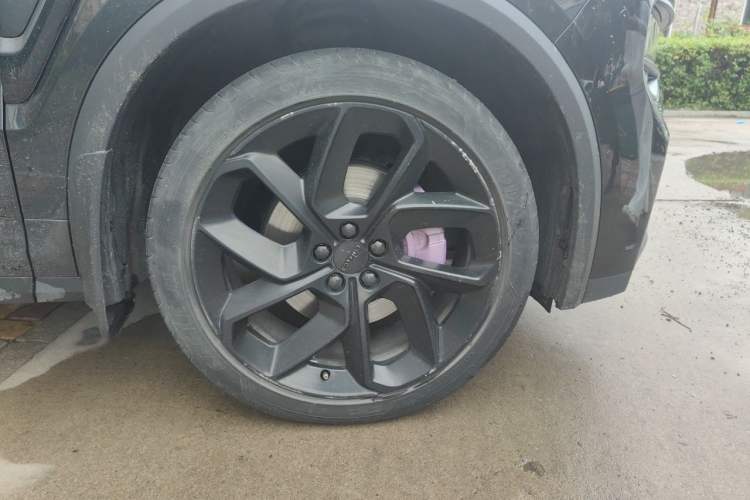 Used Lynk & Co 01 2021 2.0TD Four-Wheel Drive Dark Night Edition Right Front Wheel Hub