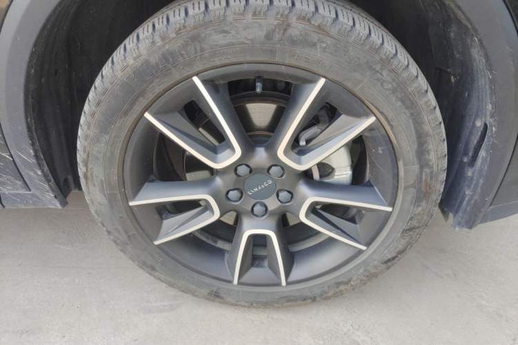 Used Lynk & Co 01 2021 2.0TD Two-Wheel-Drive Pro Trim Right Front Wheel Hub