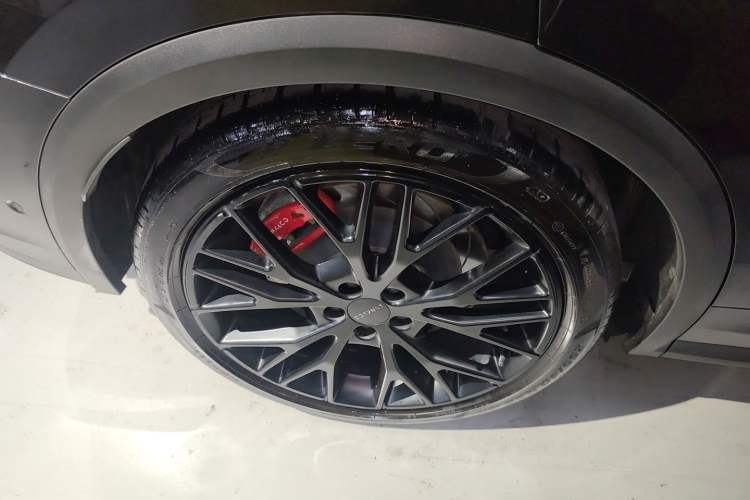 Used Lynk & Co 01 2021 2.0TD Four-Wheel Drive Hype-Halo Right Rear Wheel Hub