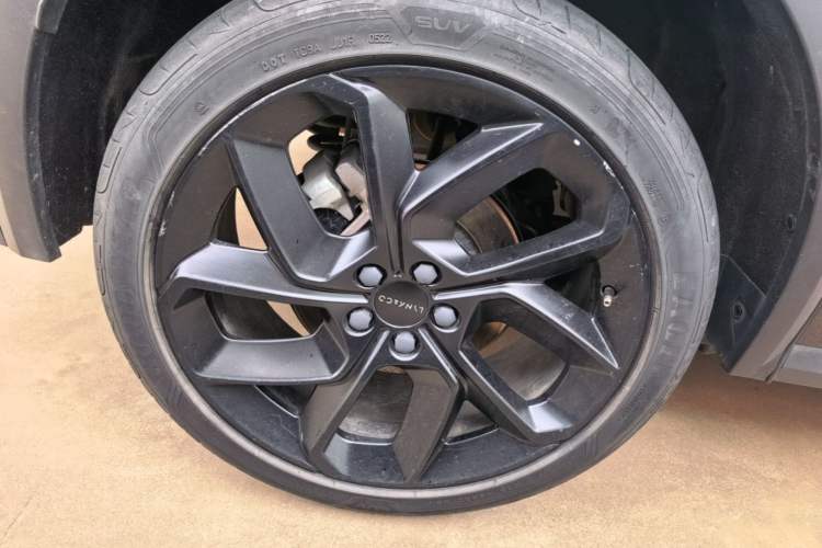 Used Lynk & Co 01 2021 2.0TD Four-Wheel Drive Dark Night Edition Right Rear Wheel Hub