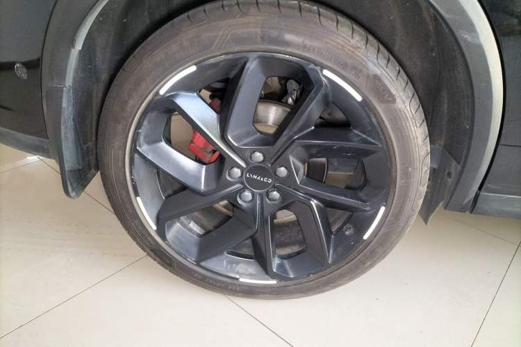 Used Lynk & Co 01 2021 2.0TD Four-Wheel Drive Dark Night Edition Right Rear Wheel Hub