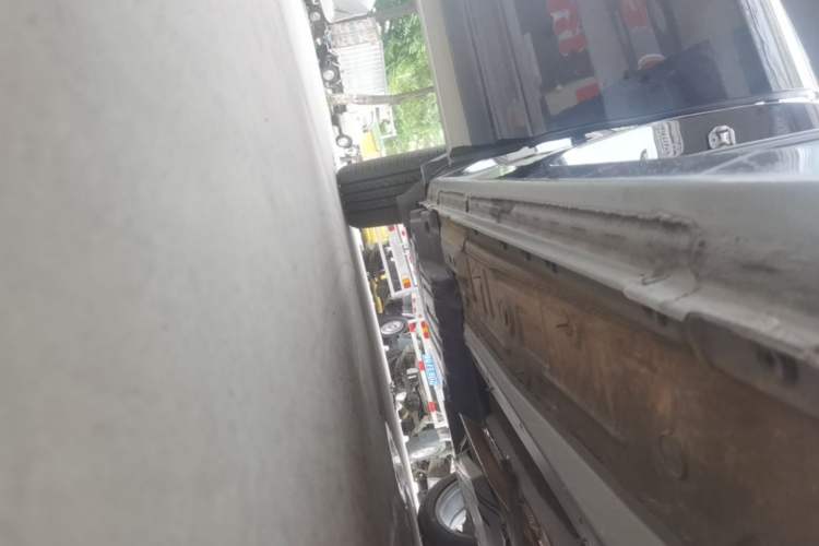 Used Lynk & Co 01 2021 2.0TD Two-Wheel-Drive Pro Trim Right Side Sill