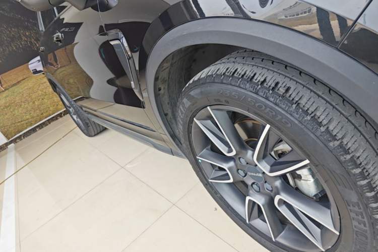 Used Lynk & Co 01 2021 2.0TD Two-Wheel-Drive Pro Trim Right Side Sill