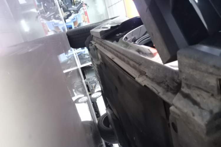 Used Lynk & Co 01 2021 2.0TD Two-Wheel-Drive Pro Trim Right Side Sill
