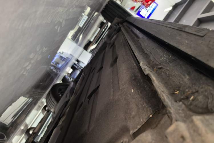 Used Lynk & Co 01 2021 2.0TD Two-Wheel-Drive Pro Trim Right Side Sill