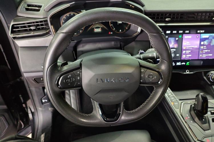 Used Lynk & Co 01 2021 2.0TD Four-Wheel Drive Dark Night Edition Steering Wheel