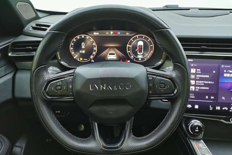 Used Lynk & Co 01 2021 2.0TD Four-Wheel Drive Dark Night Edition Steering Wheel