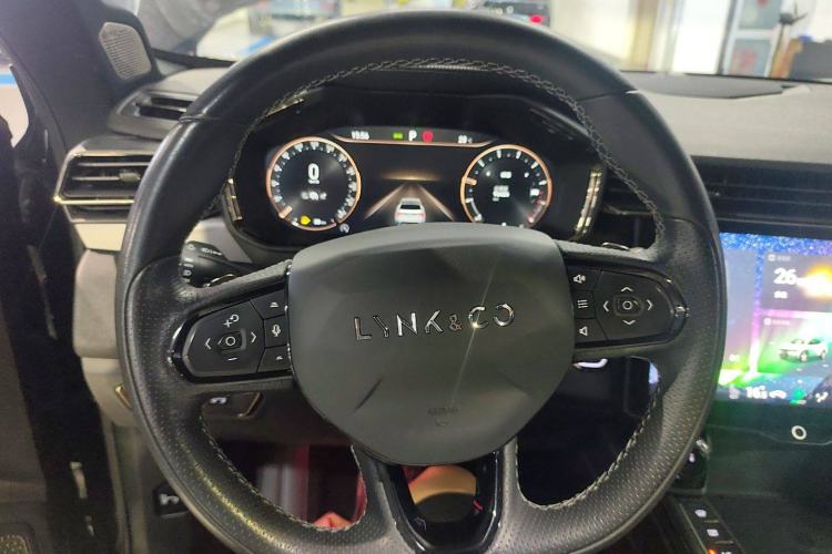 Used Lynk & Co 01 2021 2.0TD Four-Wheel Drive Hype-Halo Steering Wheel