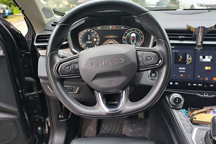 Used Lynk & Co 01 2021 2.0TD Two-Wheel-Drive Pro Trim Steering Wheel