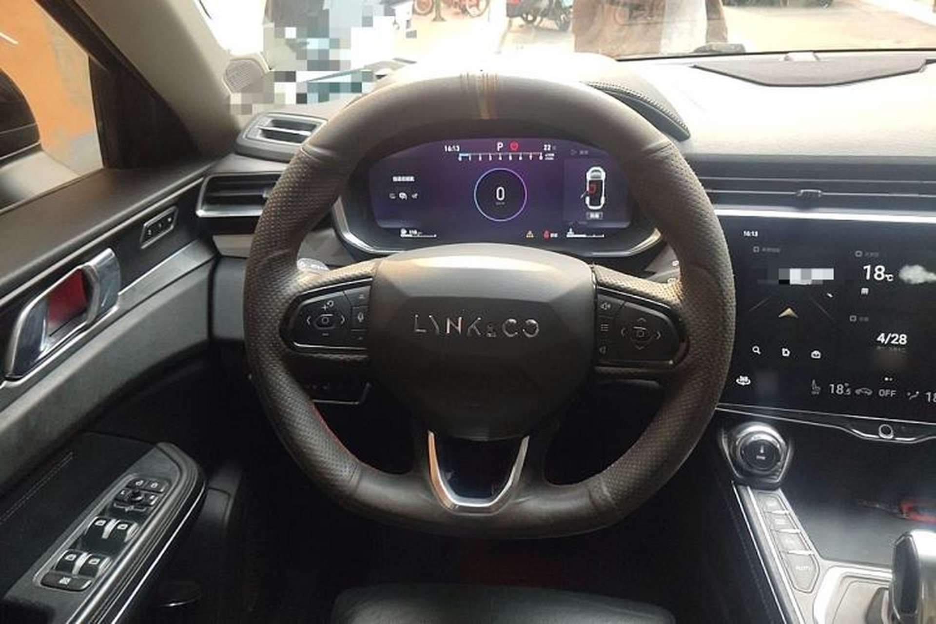 Used Lynk & Co 01 2021 2.0TD Two-Wheel-Drive Pro Trim Steering Wheel