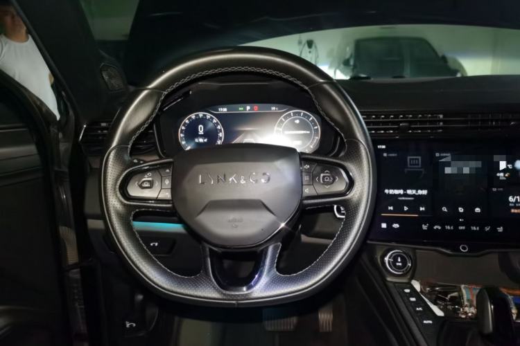 Used Lynk & Co 01 2021 2.0TD Four-Wheel Drive Dark Night Edition Steering Wheel