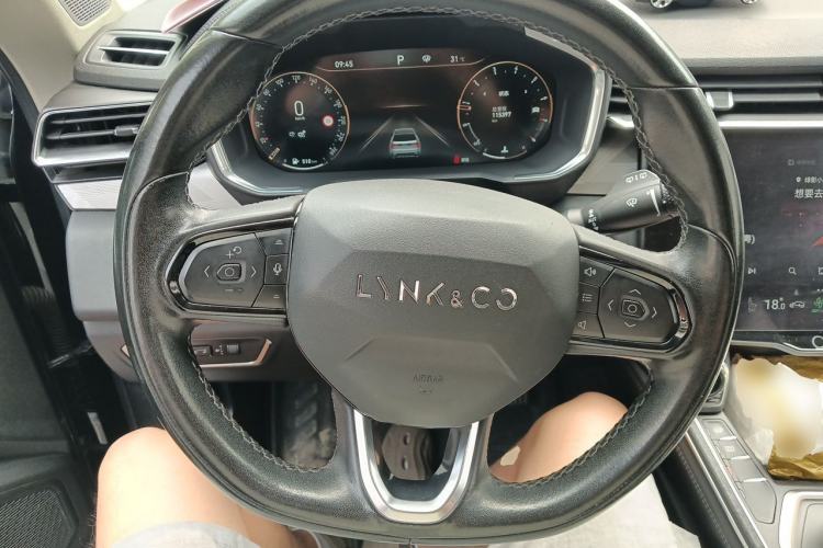 Used Lynk & Co 01 2021 2.0TD Two-Wheel-Drive Pro Trim Steering Wheel