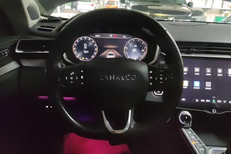Used Lynk & Co 01 2021 2.0TD Two-Wheel-Drive Pro Trim Steering Wheel
