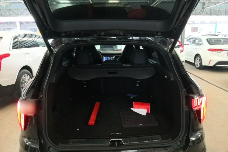 Used Lynk & Co 01 2021 2.0TD Four-Wheel Drive Dark Night Edition Trunk