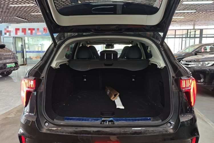 Used Lynk & Co 01 2021 2.0TD Two-Wheel-Drive Pro Trim Trunk
