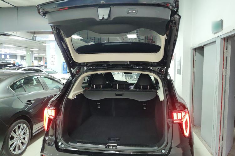 Used Lynk & Co 01 2021 2.0TD Two-Wheel-Drive Pro Trim Trunk